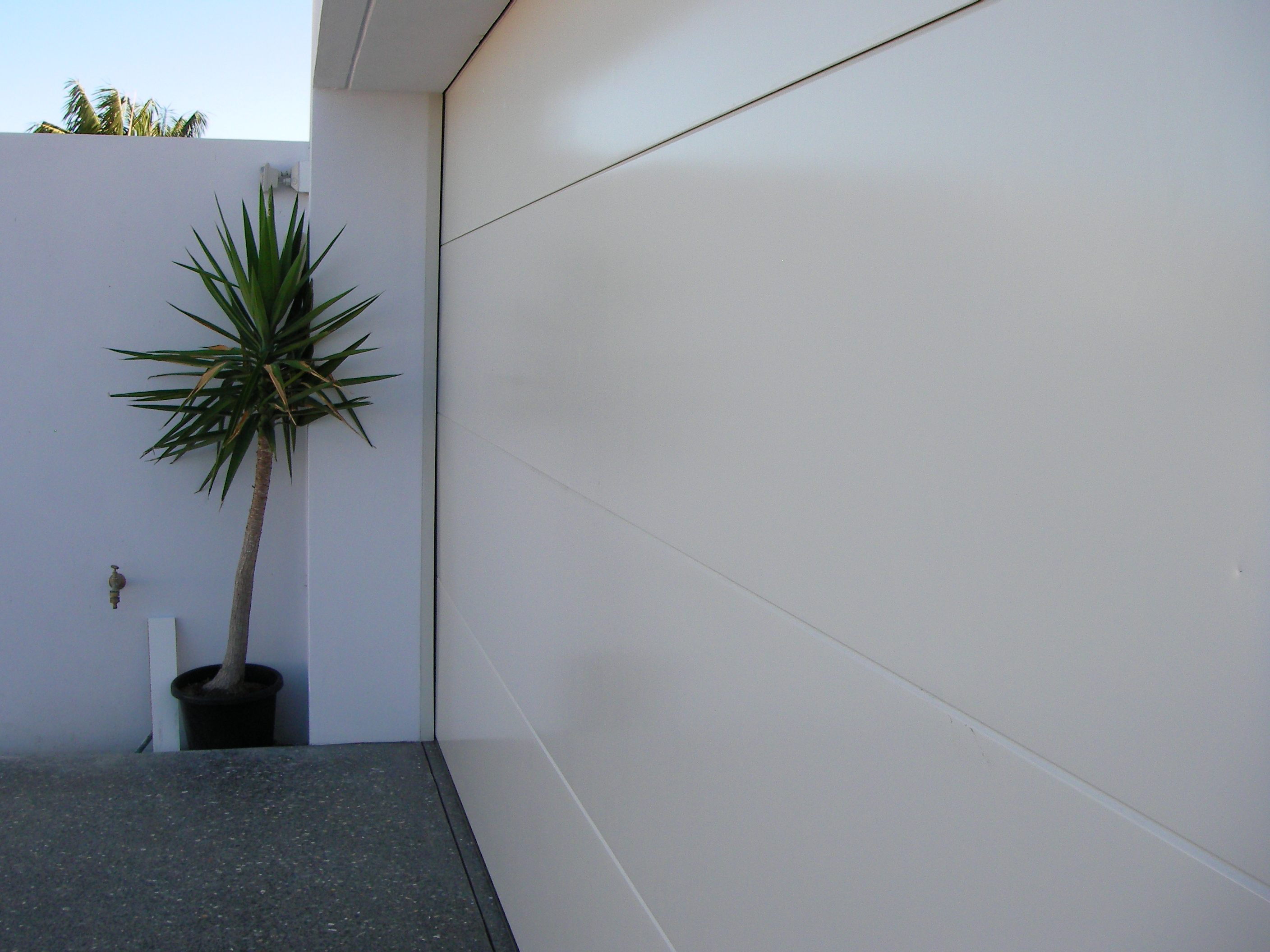 Flat Panel Insulated Garage Door